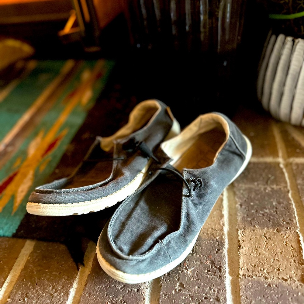 Hey Dude Shoes